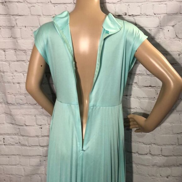 Vintage Mint Green Hostess or Cruise Dress 1970s Does 1930s No Tags Small Medium - Picture 8 of 8